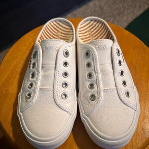 Taos Footwear White Slip-On Sneakers